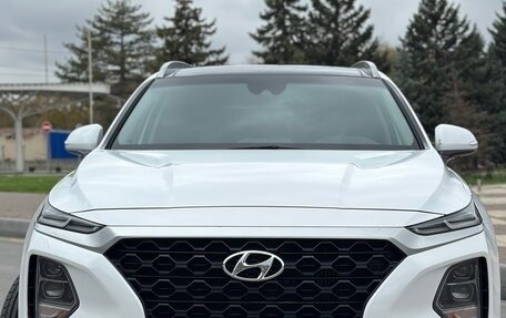 Hyundai Santa Fe IV, 2018 год, 3 270 000 рублей, 2 фотография