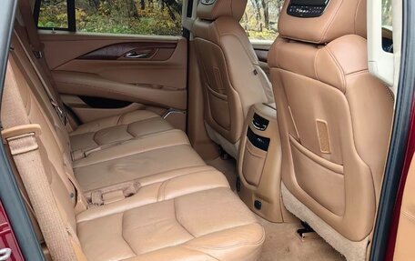 Cadillac Escalade IV, 2016 год, 3 999 999 рублей, 23 фотография