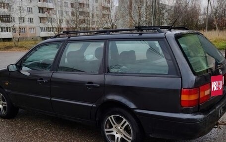 Volkswagen Passat B4, 1994 год, 260 000 рублей, 3 фотография