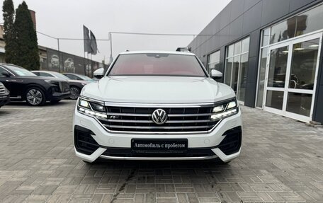 Volkswagen Touareg III, 2019 год, 4 990 000 рублей, 2 фотография