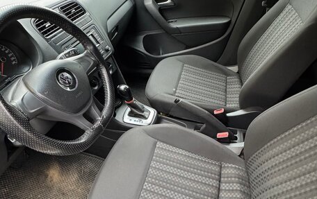 Volkswagen Polo VI (EU Market), 2017 год, 550 000 рублей, 10 фотография