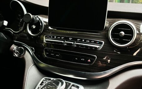 Mercedes-Benz V-Класс, 2015 год, 3 600 000 рублей, 11 фотография