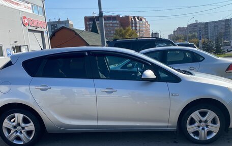 Opel Astra J, 2011 год, 750 000 рублей, 9 фотография