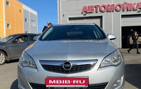 Opel Astra J, 2011 год, 750 000 рублей, 8 фотография