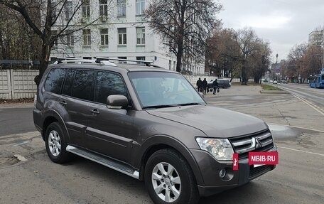 Mitsubishi Pajero IV, 2010 год, 2 200 000 рублей, 8 фотография