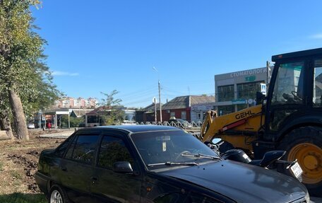 Daewoo Nexia I рестайлинг, 1997 год, 140 000 рублей, 11 фотография