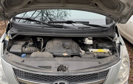 Hyundai Grand Starex Grand Starex I рестайлинг 2, 2010 год, 1 450 000 рублей, 17 фотография