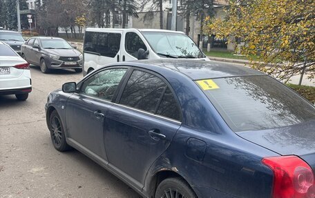 Toyota Avensis III рестайлинг, 2006 год, 600 000 рублей, 3 фотография