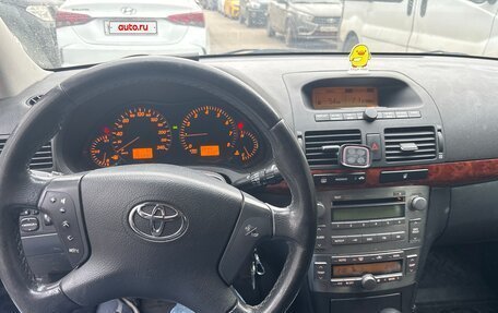 Toyota Avensis III рестайлинг, 2006 год, 600 000 рублей, 7 фотография