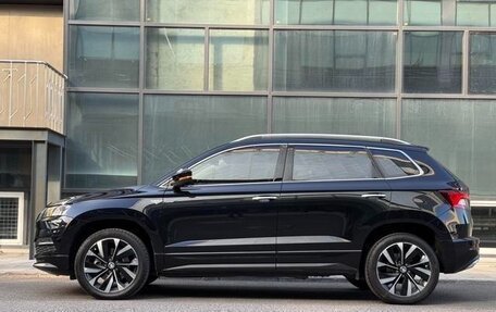 Skoda Karoq I, 2022 год, 1 885 015 рублей, 3 фотография