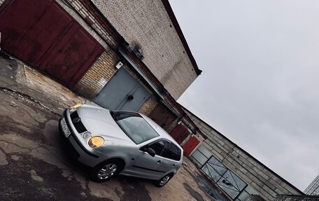 Volkswagen Polo IV рестайлинг, 2002 год, 253 000 рублей, 2 фотография