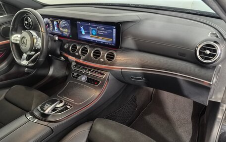 Mercedes-Benz E-Класс, 2019 год, 3 699 000 рублей, 13 фотография