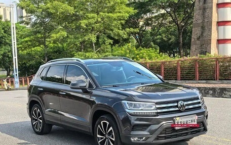 Volkswagen Tharu, 2022 год, 1 831 000 рублей, 2 фотография