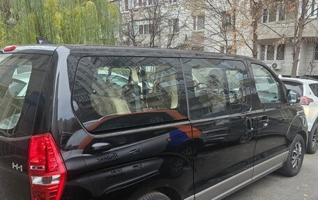 Hyundai H-1 II рестайлинг, 2020 год, 3 100 000 рублей, 11 фотография