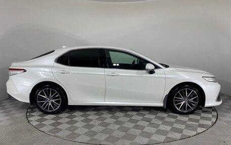 Toyota Camry, 2021 год, 3 149 000 рублей, 6 фотография