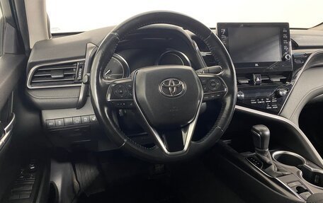 Toyota Camry, 2021 год, 3 149 000 рублей, 10 фотография