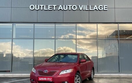 Toyota Camry, 2008 год, 595 000 рублей, 1 фотография