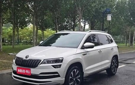 Skoda Karoq I, 2021 год, 1 990 000 рублей, 1 фотография