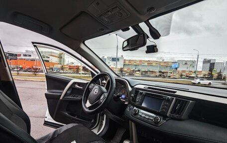 Toyota RAV4, 2014 год, 2 800 000 рублей, 11 фотография