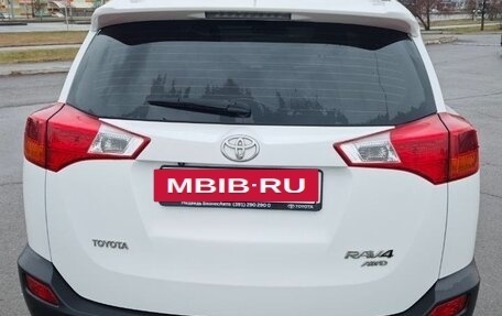 Toyota RAV4, 2014 год, 2 800 000 рублей, 15 фотография