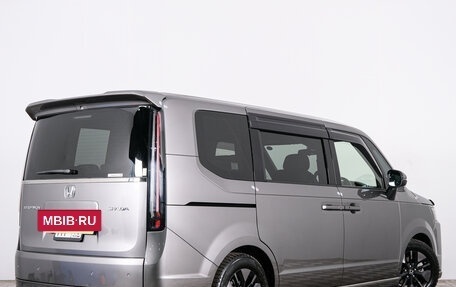 Honda Stepwgn, 2023 год, 2 999 000 рублей, 7 фотография