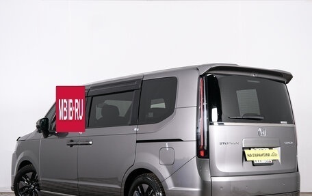 Honda Stepwgn, 2023 год, 2 999 000 рублей, 5 фотография