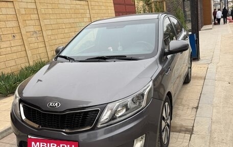 KIA Rio III рестайлинг, 2013 год, 850 000 рублей, 3 фотография