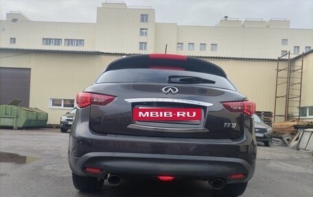 Infiniti FX II, 2011 год, 1 300 000 рублей, 4 фотография