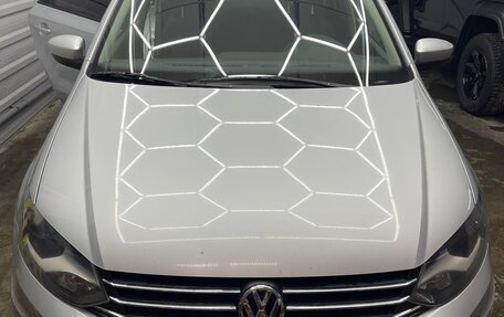 Volkswagen Polo VI (EU Market), 2015 год, 888 000 рублей, 2 фотография