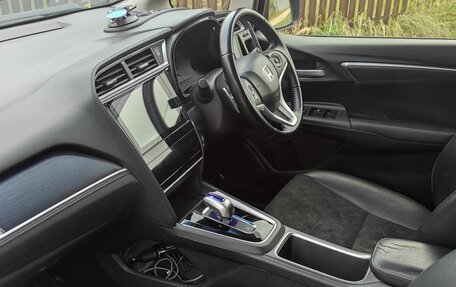 Honda Shuttle II, 2015 год, 1 250 000 рублей, 12 фотография