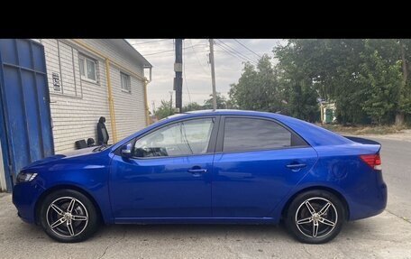 KIA Cerato III, 2009 год, 700 000 рублей, 2 фотография