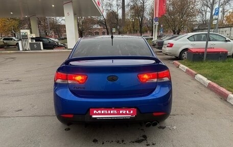 KIA Cerato III, 2010 год, 900 000 рублей, 4 фотография