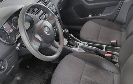 Skoda Octavia, 2015 год, 950 000 рублей, 14 фотография