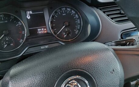 Skoda Octavia, 2015 год, 950 000 рублей, 17 фотография