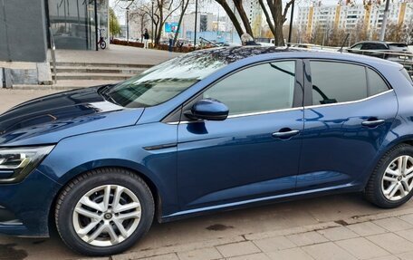 Renault Megane IV, 2018 год, 1 245 000 рублей, 5 фотография