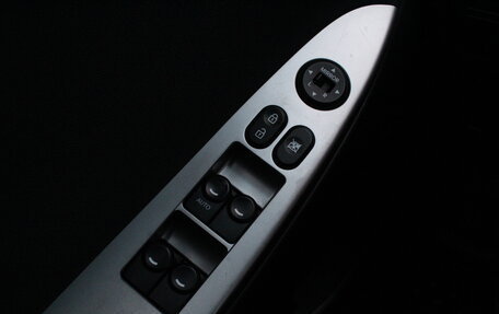 Hyundai Solaris II рестайлинг, 2016 год, 995 000 рублей, 16 фотография