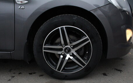 Hyundai Solaris II рестайлинг, 2016 год, 995 000 рублей, 23 фотография