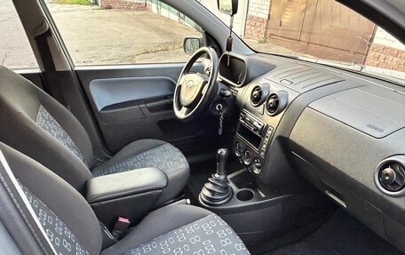 Ford Fusion I, 2005 год, 480 000 рублей, 8 фотография