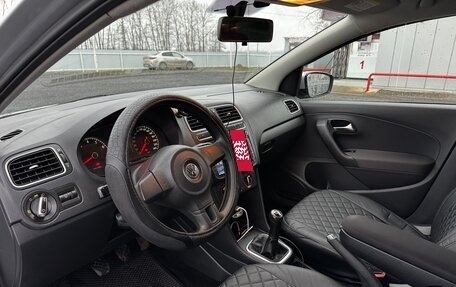 Volkswagen Polo VI (EU Market), 2012 год, 500 000 рублей, 9 фотография