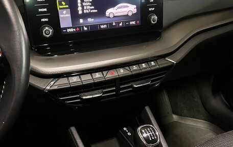 Skoda Octavia IV, 2020 год, 2 200 000 рублей, 16 фотография