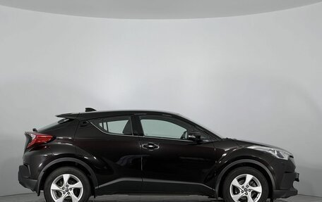 Toyota C-HR I рестайлинг, 2019 год, 2 150 000 рублей, 4 фотография