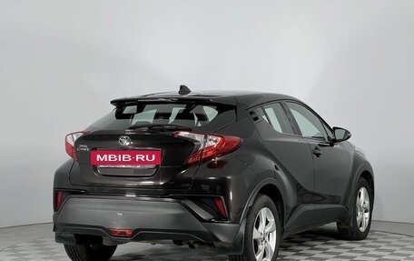 Toyota C-HR I рестайлинг, 2019 год, 2 150 000 рублей, 5 фотография