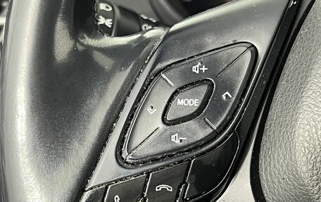 Toyota C-HR I рестайлинг, 2019 год, 2 150 000 рублей, 22 фотография