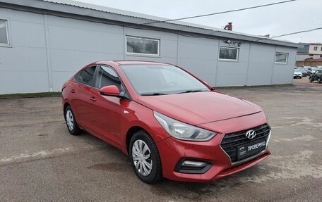 Hyundai Solaris II рестайлинг, 2017 год, 859 000 рублей, 3 фотография