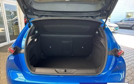 Peugeot 308, 2022 год, 2 829 000 рублей, 11 фотография