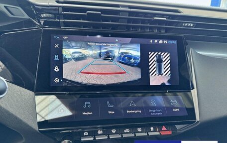 Peugeot 308, 2022 год, 2 829 000 рублей, 15 фотография