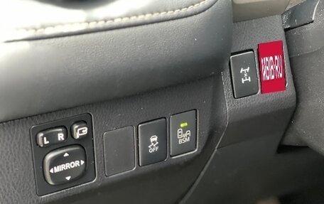 Toyota RAV4, 2014 год, 1 575 000 рублей, 14 фотография