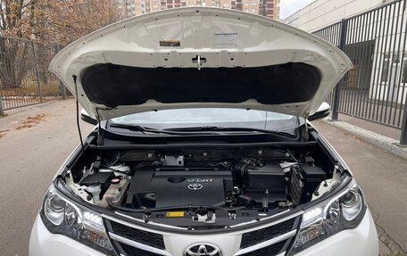 Toyota RAV4, 2014 год, 1 575 000 рублей, 26 фотография