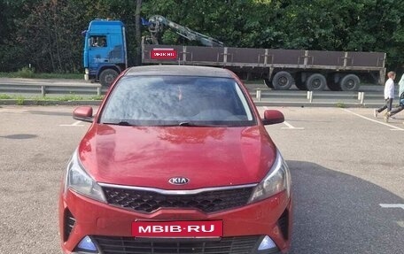 KIA Rio IV, 2020 год, 1 085 000 рублей, 1 фотография