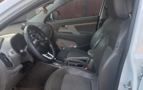 KIA Sportage III, 2011 год, 1 350 000 рублей, 8 фотография